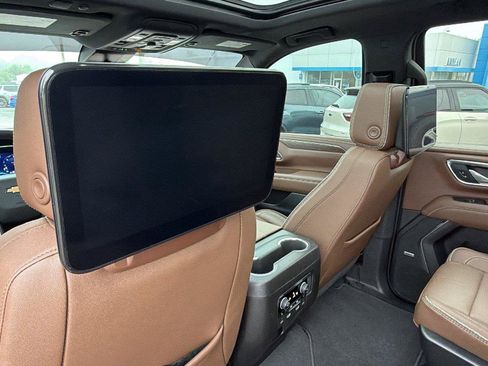 Used 2023 Chevrolet Tahoe High Country AWD/4WD image 27