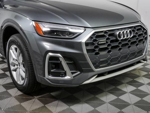 Used 2024 Audi Q5 2.0T Premium AWD/4WD image 32