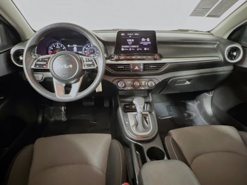 Used 2024 Kia Forte LXS image 29