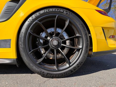 Used 2019 Porsche 911 GT3 RS image 62