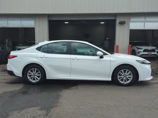 Used 2025 Toyota Camry LE video 4