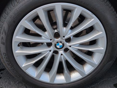 Used 2022 BMW 530i xDrive AWD/4WD image 13