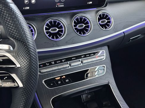 Used 2022 Mercedes-Benz E 450 Cabriolet image 19