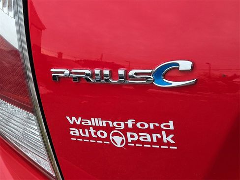 Used 2015 Toyota Prius C Four image 29