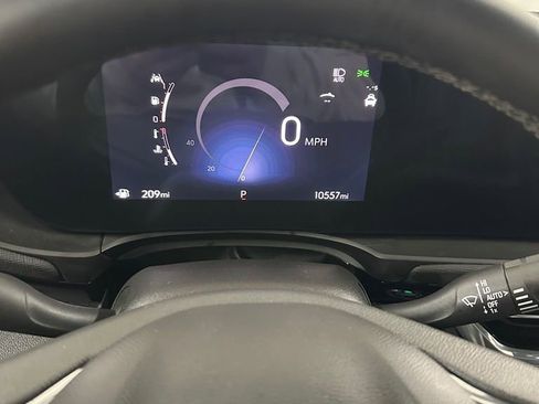 Used 2025 Buick Envista Avenir image 21