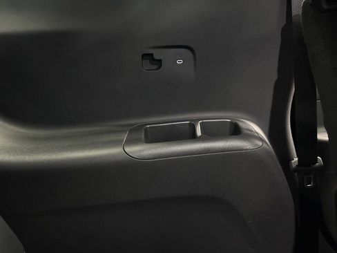 New 2026 Chevrolet Traverse Z71 w/ LPO, Floor Liner Package image 23