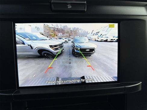 New 2025 Ford F350 XLT w/ FX4 Off-Road Package image 13