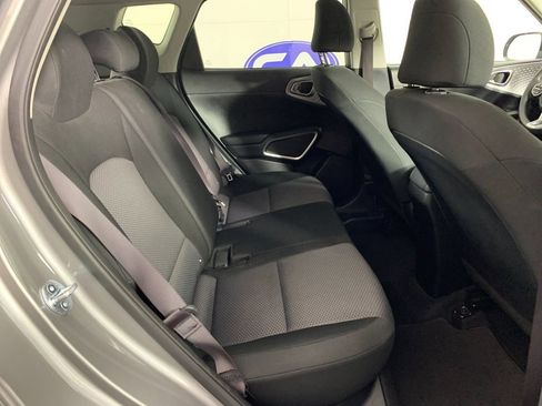 Used 2023 Kia Soul LX w/ Option Group 015 FWD image 37