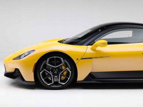 Used 2023 Maserati MC20 Coupe image 19