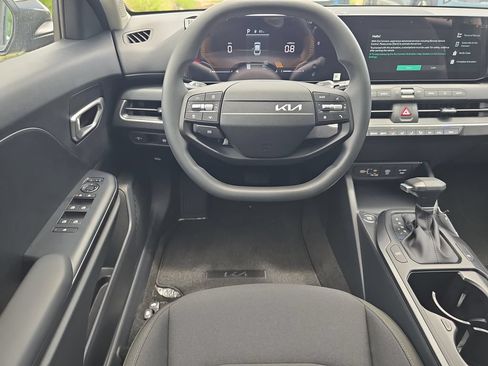 New 2026 Kia K4 FWD image 13