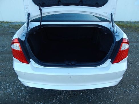 Used 2012 Ford Fusion SEL image 28