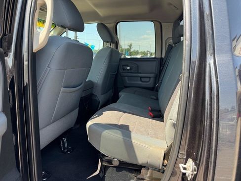 Used 2017 RAM 1500 Classic SLT RWD image 11