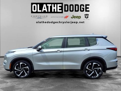 Used 2022 Mitsubishi Outlander ES FWD image 20