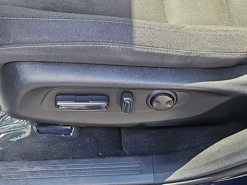 Certified 2024 Honda CR-V EX image 18
