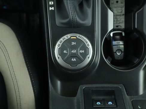 Certified 2023 Ford Bronco Big Bend w/ Sasquatch Package image 7