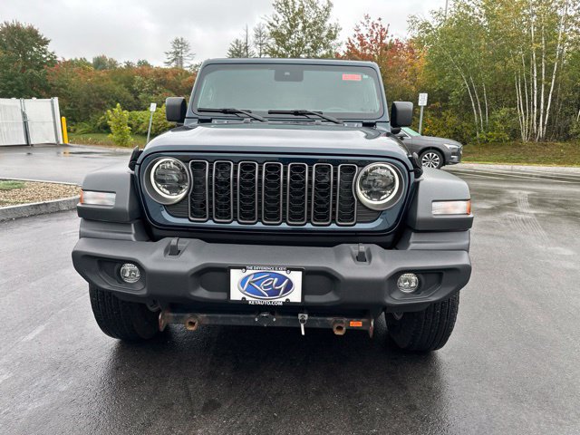 Used 2025 Jeep Wrangler Unlimited Sport AWD/4WD image 8