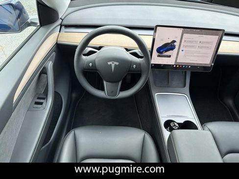 Used 2024 Tesla Model Y Long Range AWD/4WD image 23