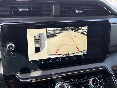 Used 2022 GMC Sierra 1500 AT4 w/ AT4 Premium Package image 11