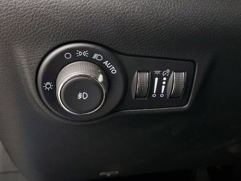 Used 2025 Jeep Compass Limited AWD/4WD image 14