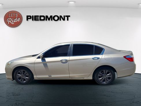 Used 2014 Honda Accord LX image 8