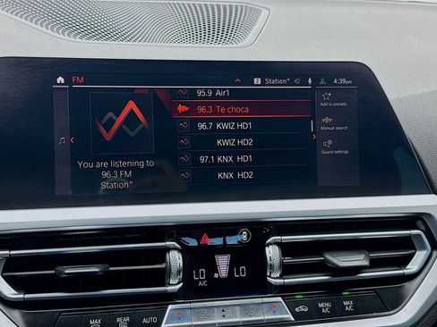 Used 2019 BMW 330i Sedan RWD image 11