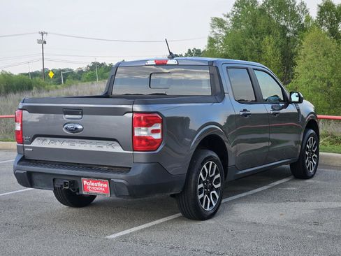 Used 2022 Ford Maverick Lariat FWD image 6