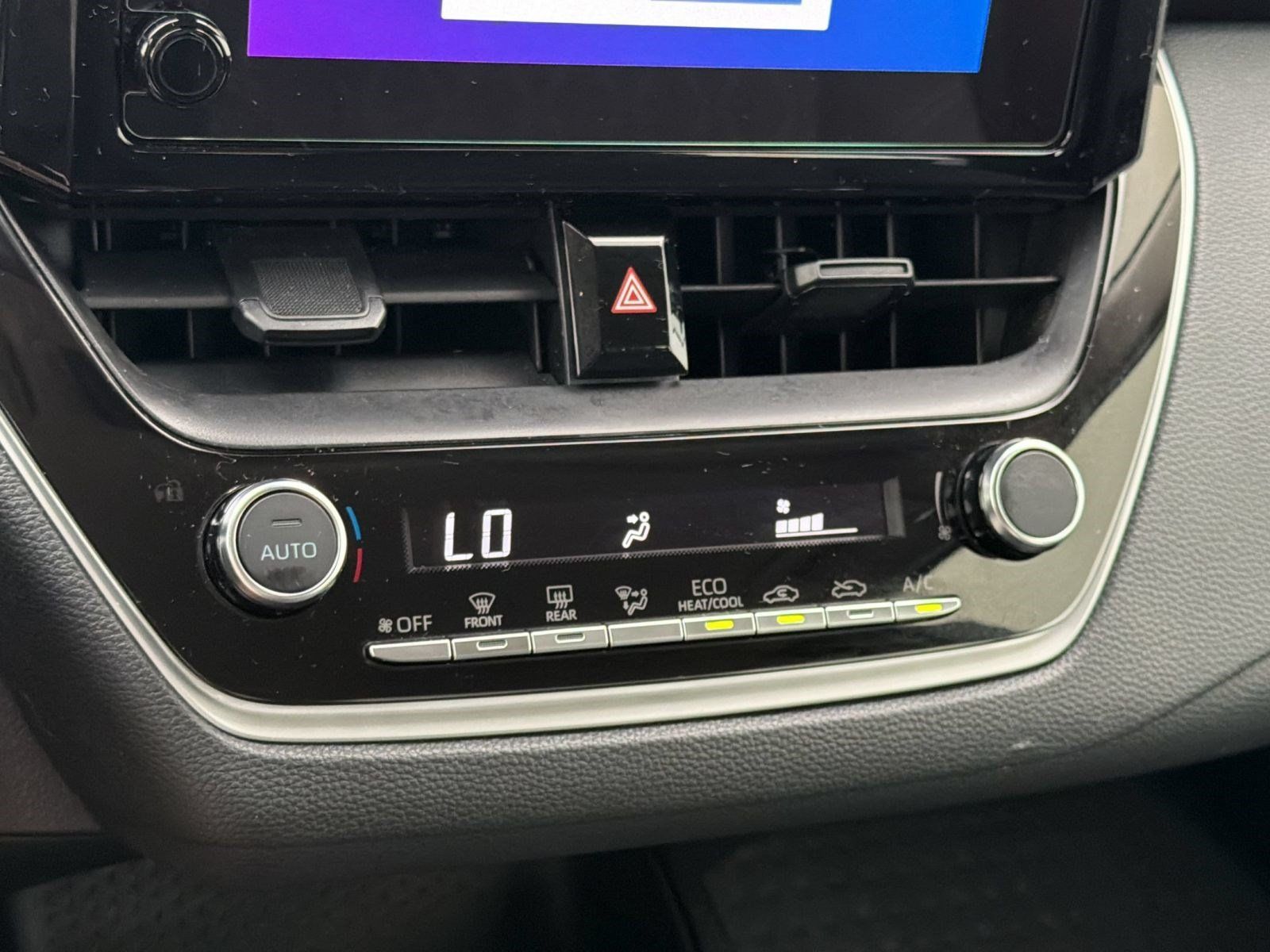 Certified 2024 Toyota Corolla LE FWD image 27