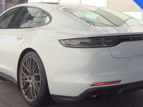 Used 2022 Porsche Panamera Platinum Edition image 2