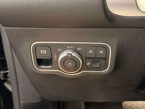 Certified 2022 Mercedes-Benz GLB 250 4MATIC image 20