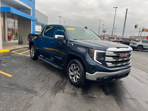 Used 2023 GMC Sierra 1500 SLE image 7