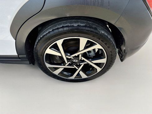 Used 2023 Hyundai Kona Limited w/ Cargo Package FWD image 29