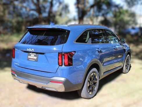 New 2026 Kia Sorento S FWD image 7