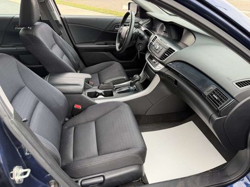 Used 2014 Honda Accord Sport image 18