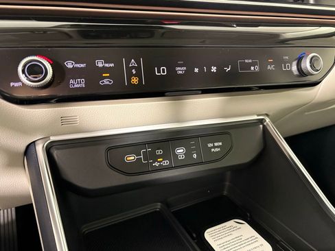 New 2026 Kia Carnival SX Prestige FWD image 31