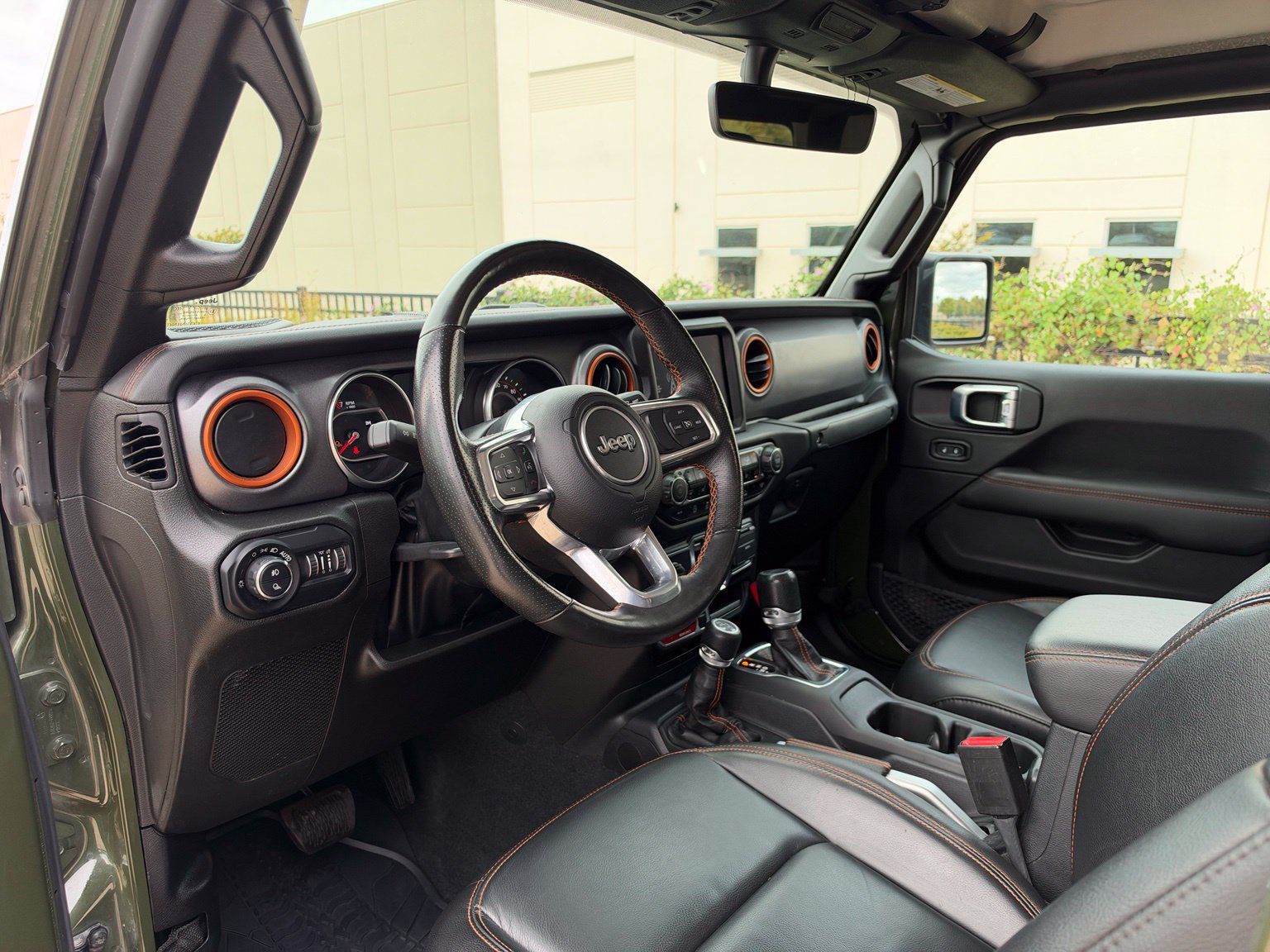 Used 2022 Jeep Gladiator Mojave w/ LED Lighting Group AWD/4WD image 12