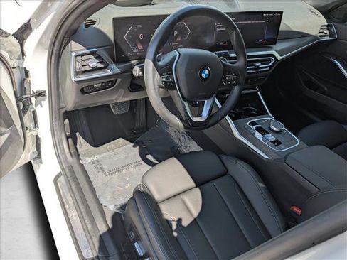 Used 2023 BMW 330i xDrive Sedan w/ Premium Package image 18