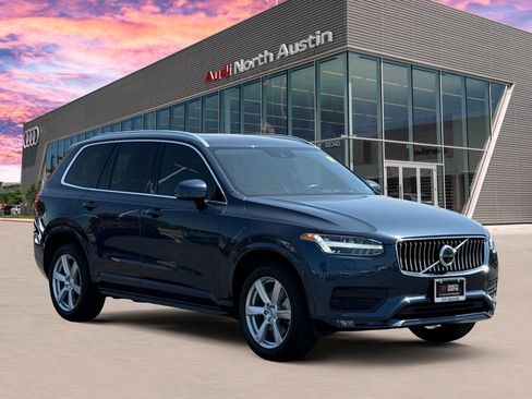 Used 2020 Volvo XC90 T6 Momentum AWD/4WD image 7