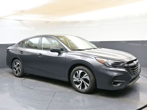 Certified 2025 Subaru Legacy Premium AWD/4WD image 7