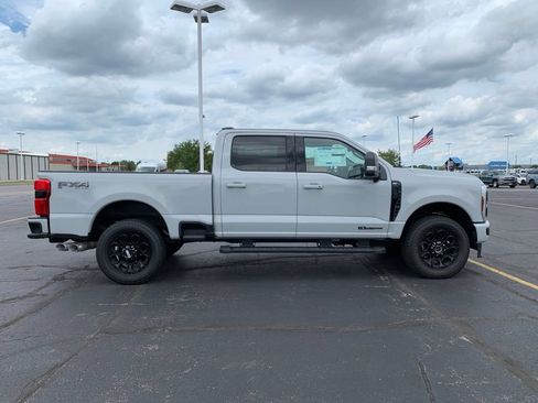 New 2026 Ford F250 XLT w/ XLT Premium Package AWD/4WD image 9