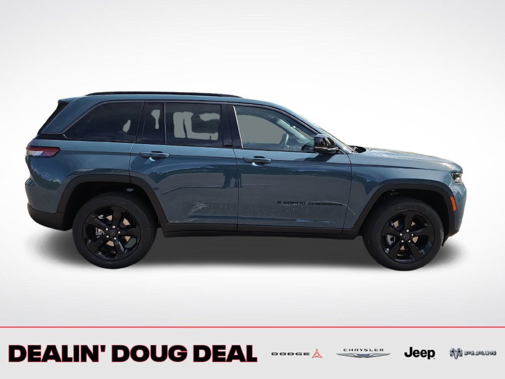 New 2027 Jeep Grand Cherokee Limited AWD/4WD image 6