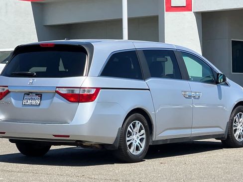Used 2012 Honda Odyssey EX-L image 2