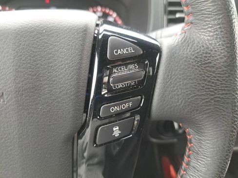 Used 2024 Nissan Frontier PRO-4X w/ Technology Package image 20