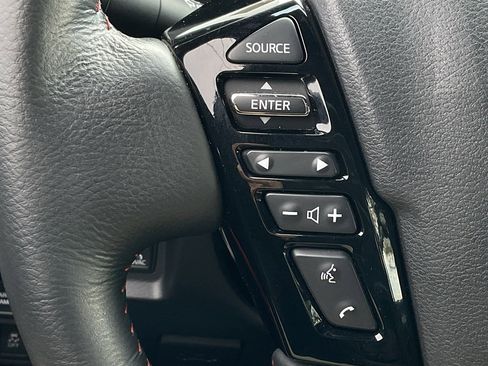 Used 2024 Nissan Frontier PRO-4X w/ Pro Convenience Package image 27