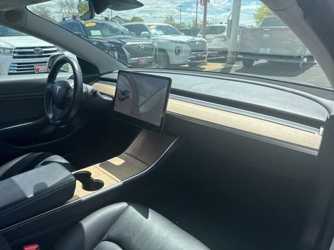 Used 2018 Tesla Model 3 Long Range AWD/4WD image 19