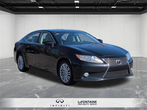 Used 2013 Lexus ES 350 w/ Luxury Pkg image 7