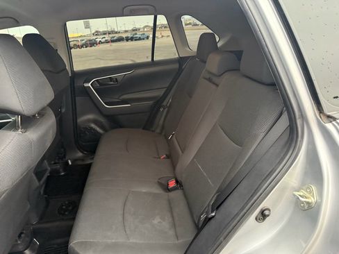 Used 2019 Toyota RAV4 LE w/ All Weather Liner Package image 15