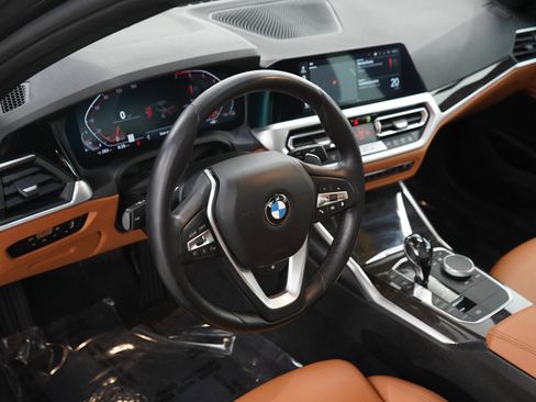 Used 2020 BMW 330i xDrive Sedan w/ Convenience Package AWD/4WD image 19