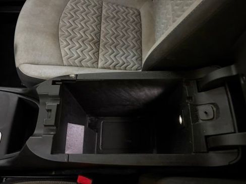 Used 2022 Chevrolet Equinox LS w/ LS Convenience Package FWD image 40