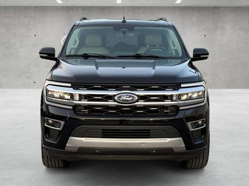 Used 2022 Ford Expedition Limited image 18