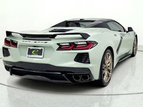 Used 2024 Chevrolet Corvette Stingray Preferred Conv w/ Z51 Performance Package RWD image 8